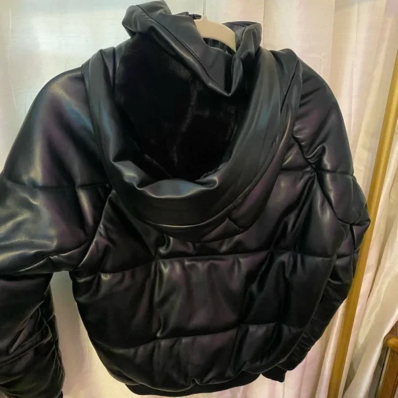 Alo Yoga Faux Leather Boss Puffer Jacket Black 4 Hooded Puffer - Picture 3 of 5